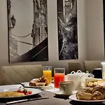 Federico Ii Palace 4*